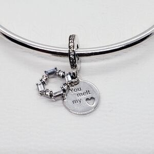♥️Authentic Pandora ⭐️RETIRED⭐️ ICE DANGLE CHARM